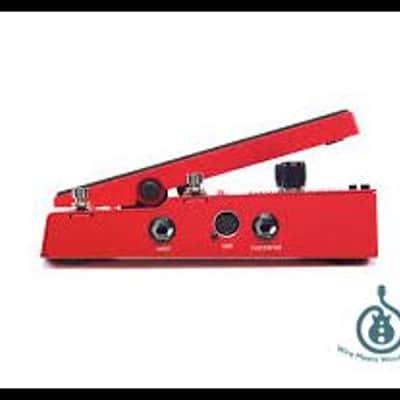 Digitech Whammy DT Classic pitch shifting with drop and raised tuning image 5