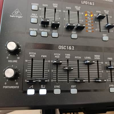 Behringer DeepMind 12D Desktop 12-Voice Polyphonic Analog Synth Module 2016 - Present - Black image 2