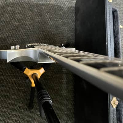 ESP LTD Deluxe 2010 - Silver burst image 13