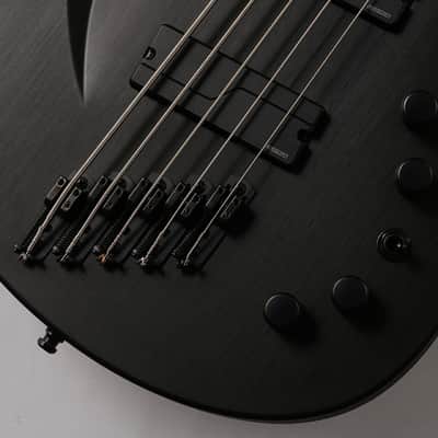 Aristides S/B5R - Raw Black image 4
