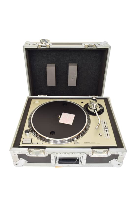 Technics SL-1200MK5 Direct-Drive Turntable w/ Road Runner Road Case image 1