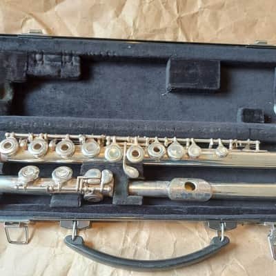 Yamaha YFL-261 Standard Open Hole Flute | Reverb