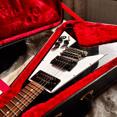 Epiphone Kirk Hammett Flying V 2024 - Ebony image 3