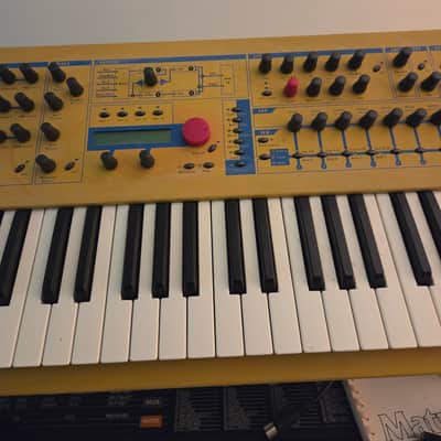Waldorf Q 61-Key Synthesizer 1999 - 2011 - Yellow image 12