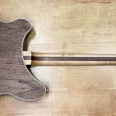 Rickenbacker 360/12W 12-string Electric Guitar Walnut Bild 3