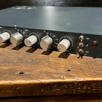 Vintech Audio X73i Mic Pre EQ Pair with PSU 2010s - Blue image 15
