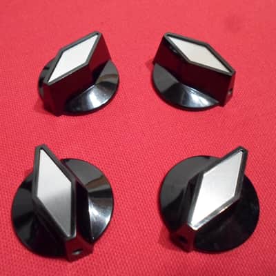 Rickenbacker Rogan TV knob  Black/Silver image 10