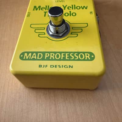 Mad Professor Mellow Yellow Tremolo Handwired 2010s - Yellow Bild 2