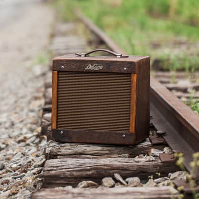 Deluxe Amplification Handwired Barnwood 5F1 Champ Barnwood image 3