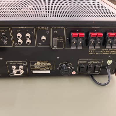 Pioneer SX-1050 120-Watt Stereo Solid-State Receiver 1976 - 1978 - Silver image 7