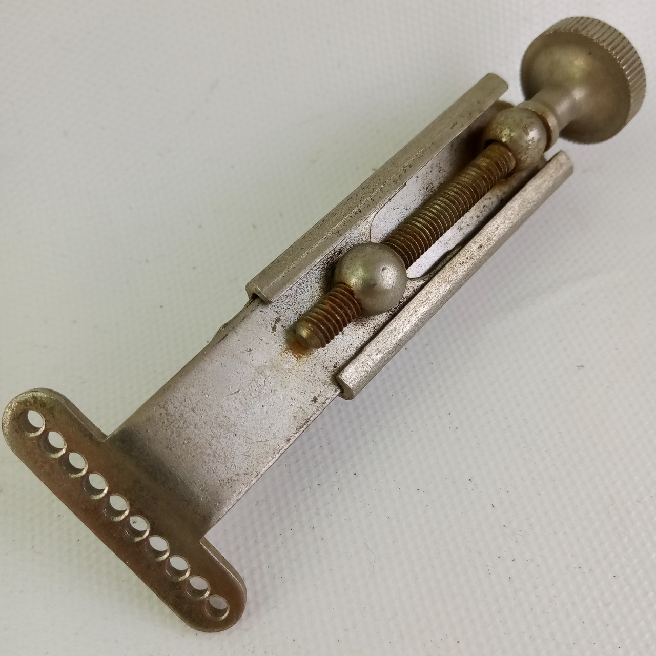 Leedy & Ludwig Snare Drum Strainer Nickel Vintage 40s 2 1/2"Marching Parade USA — main photograph