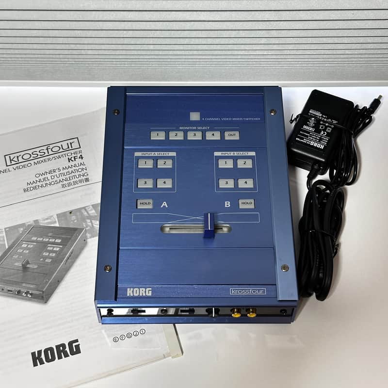 Korg  kross four (KF4) - Blue image 1
