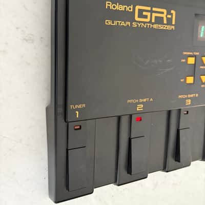 Roland GR-1 Guitar Synthesizer 1992 - 1996 - Black image 2