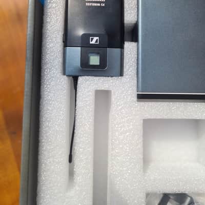 Sennheiser 🎸 Sennheiser XS Wireless Instrument Set – Receiver + Bodypack Transmitter – Original Box image 8