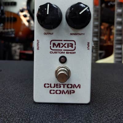 Pédale de Guitare MXR CSP202 Custom Comp image 3