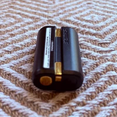 2x SHURE SB900 Rechargeable Lithium Ion Batteries for ULX, QLX, P3RA, P9R, P9RA image 2