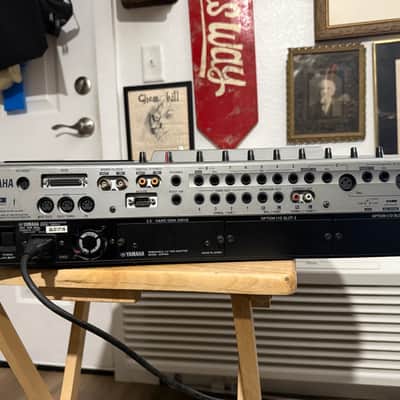 Yamaha AW4416 Professional Audio Workstation 16-Track Digital Recorder 2000s - Silver image 9