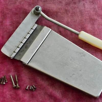 Vintage 1960's Gibson SG Standard Lyre Maestro Vibrola - Complete vintage unit - ES-335 Tailpiece image 2