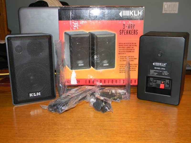 KLH Model 970A Indoor/Outdoor Speakers Black image 1