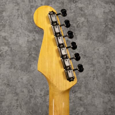 Tokai TST 50 Goldstar Two Tone Sunburst 50's Strat.  With Tokai Tweed hard case image 13