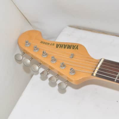 YAMAHA ST400R Stratocaster type 80s Electric Guitar Ref No. 6901 image 9