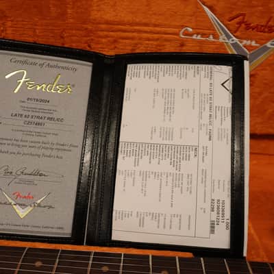 Fender '62 Stratocaster Relic-CC Faded Aged Daphne Blue image 13