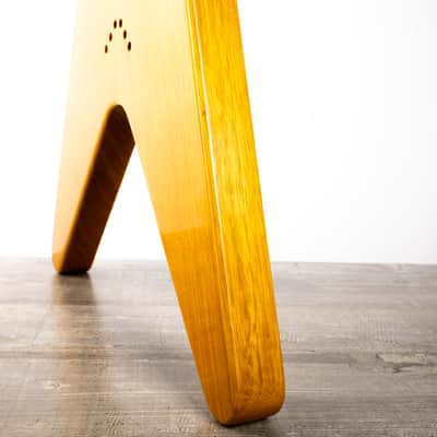Gibson Custom 1958 Korina Flying V Black Pickguard, Natural | Demo image 8