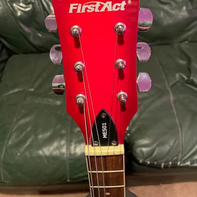 First Act ME 501 2004? - Transparent Red image 3