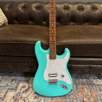 GuitarMax Tom Delonge Style Stratocaster Custom Build PREORDER image 17