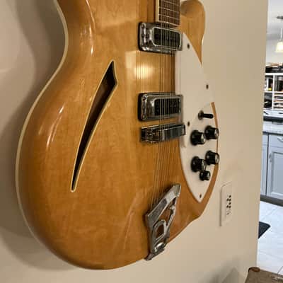 1980 Rickenbacker 360/12 Bild 2