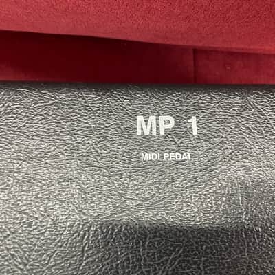 Fatar MP1 Midi Foot Controller - Black image 8