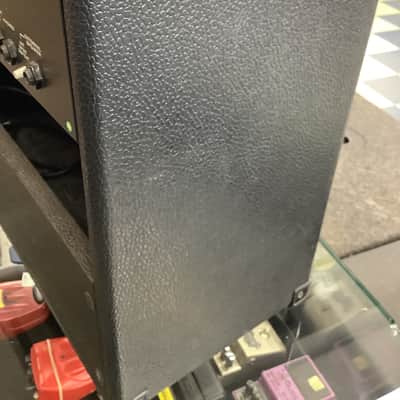 Traynor DG30D DynaGain 30-Watt 1x12" Solid State Guitar Combo with DSP Effects 2010s - Black image 4