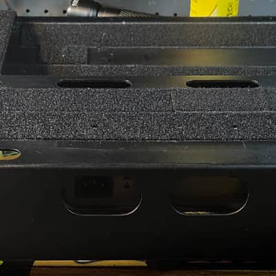 Friedman Tour Pro 1530 Pedalboard with Buffer Bay 6, Power Grid, and Soft Case image 1