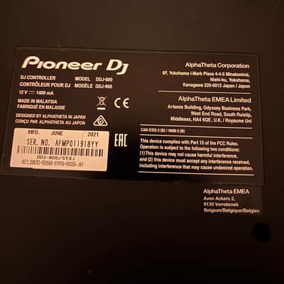 Pioneer DDJ-800 2-Channel Rekordbox DJ Controller 2019 - Present - Black image 3