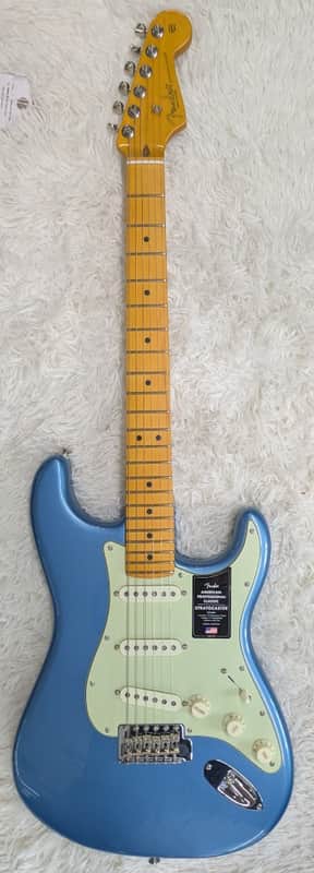 Mint Fender American Professional Classic Stratocaster, Faded Lake Placid Blue w/Bag