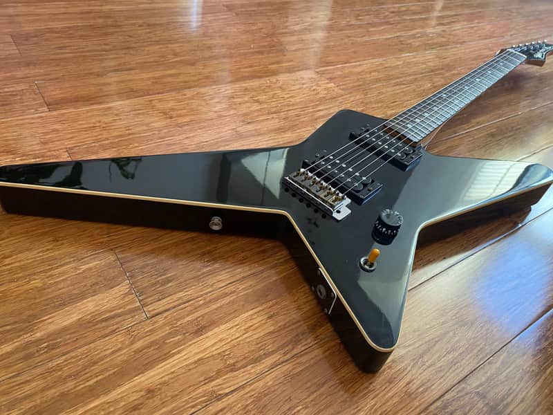 y*7様 TOKAI フライングV Five Star　シリーズ 1982年代 y*7様 TOKAI フライングV Five Star シリーズ 1982年代 - メルカリ