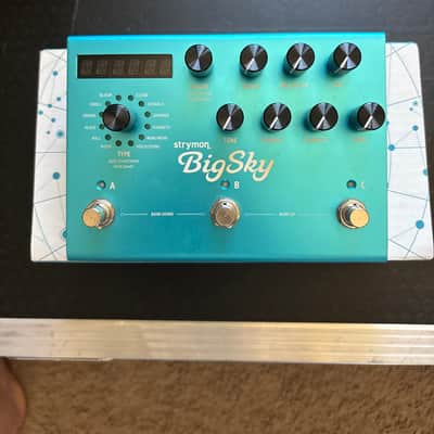 Strymon Big Sky Reverb | Reverb