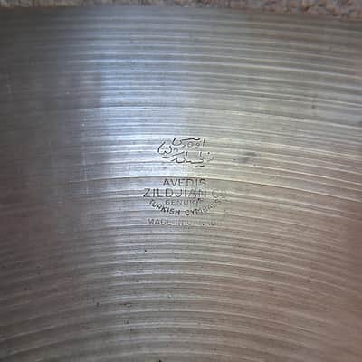 1970s Zildjian 20" Thin/Medium Ride Cymbal-2312 Grams image 10