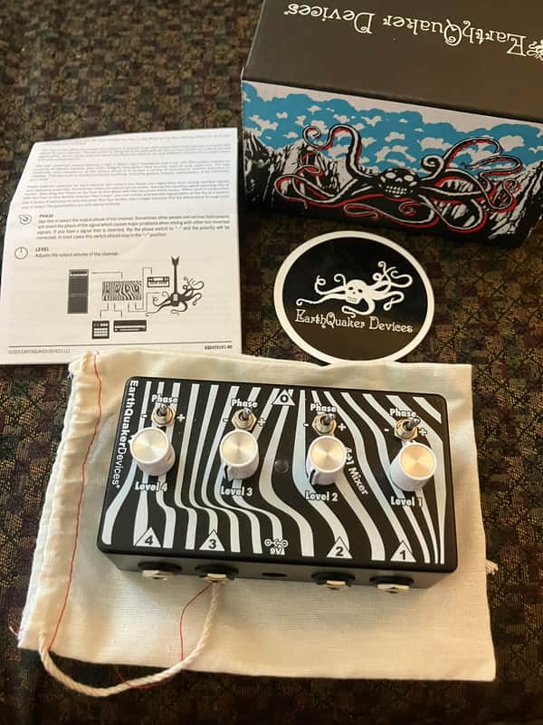 EarthQuaker Devices Four to One Mixer