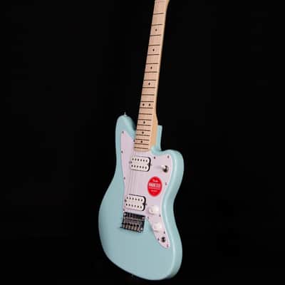 Squier Mini Jazzmaster HH, Maple FB, Daphne Blue image 6