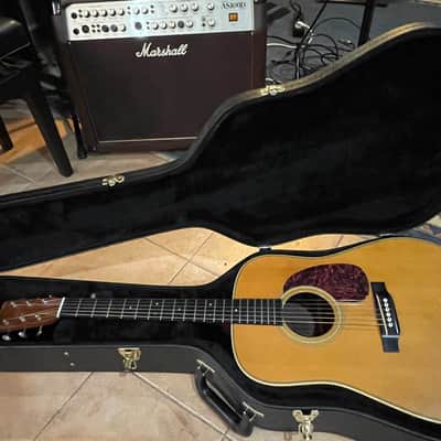 Martin HD-28V  2003 - Natural image 8