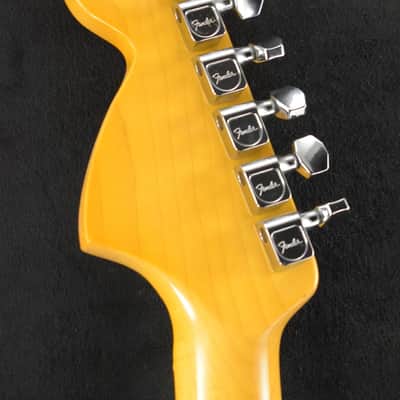 Fender American Vintage II 1975 Telecaster Deluxe 3-Color Sunburst Maple Fingerboard image 7
