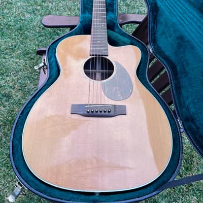 Martin OMC16RE-Aura  (Second Hand) image 10