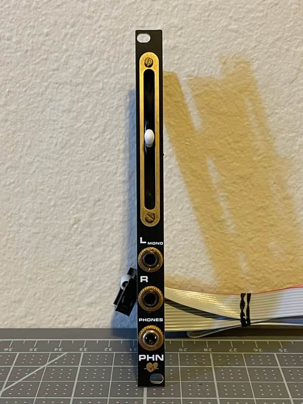Herzlich PHN Eurorack Line Output + Headphone Preamp 2hp image 1