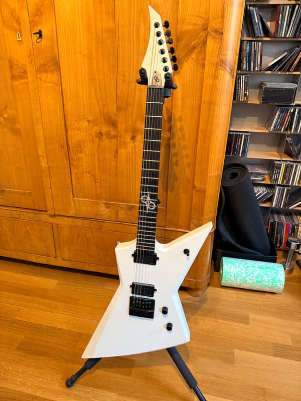 Solar Guitars E1.6ET - White Explorer with EverTune & Fishman Fluence - 2018 White Matte Bild 1