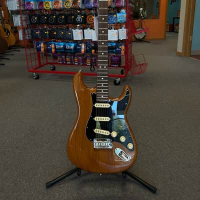 Fender American Professional II Stratocaster 2024 - Roasted Pine image 1
