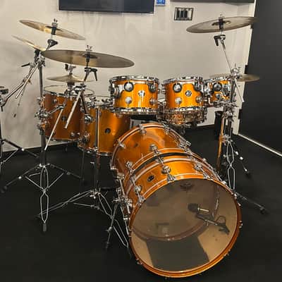 DW Collector’s Series Custom 2001 - Tangerine Halo Flake with Hardware and Hard Shell Cases image 6