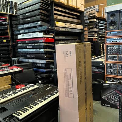 Korg Pa5X76 76-Key Professional Arranger Keyboard in box //ARMENS// image 1