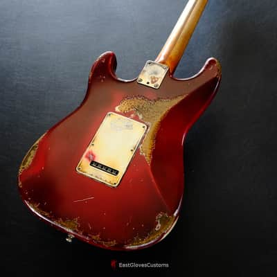Fender Stratocaster Wild Red Cherry 40th Anniversary Aged Relic Made in USA image 2