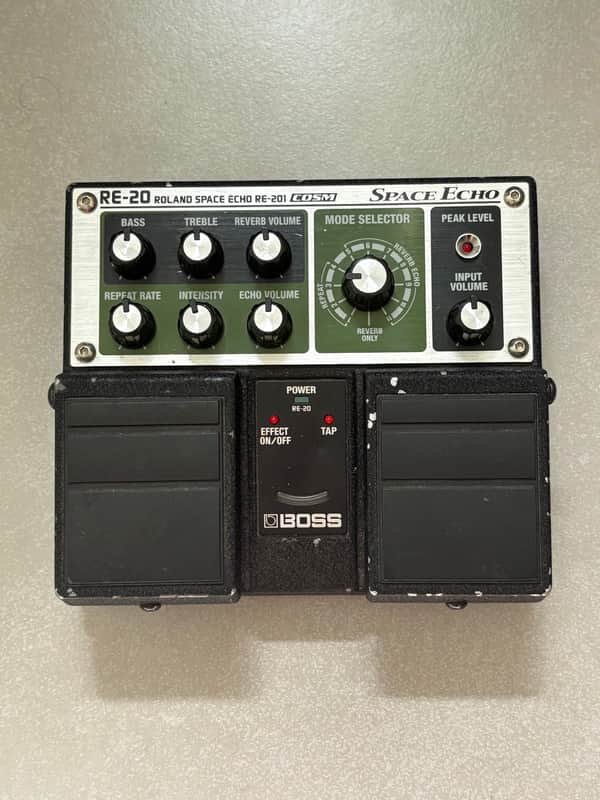 Boss RE-20 Space Echo